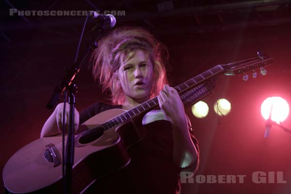 SELAH SUE - 2010-03-17 - PARIS - La Boule Noire - 